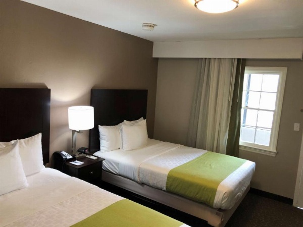 Best Western Fort Lee image 14